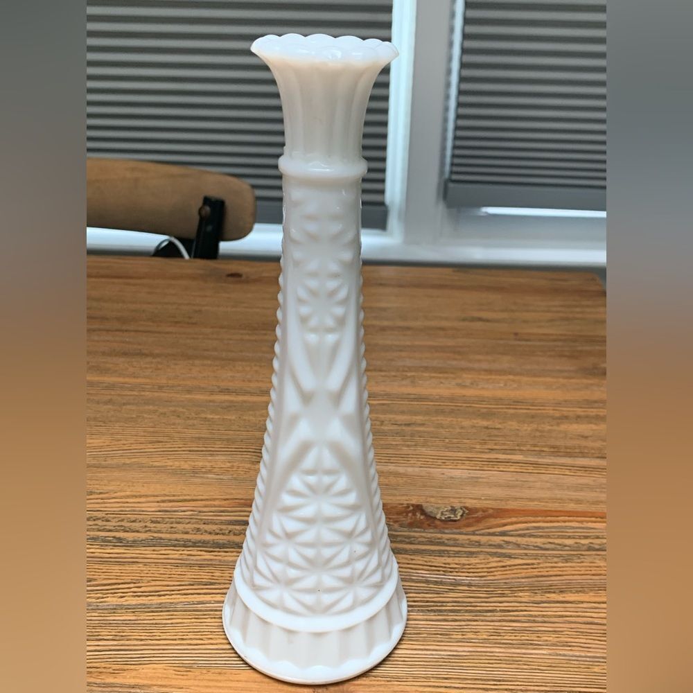 Anchor Hocking White Milk Bud Vase with Intricate Floral Design